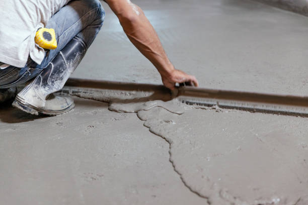 Best Concrete Flooring Contractor  in Santa Clara, UT